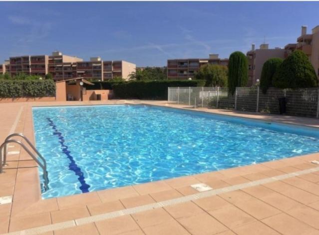 Appartement Paisible Avec Vue Panoramique Mer Et Acces Direct Plage Bormes-les-Mimosas Dış mekan fotoğraf