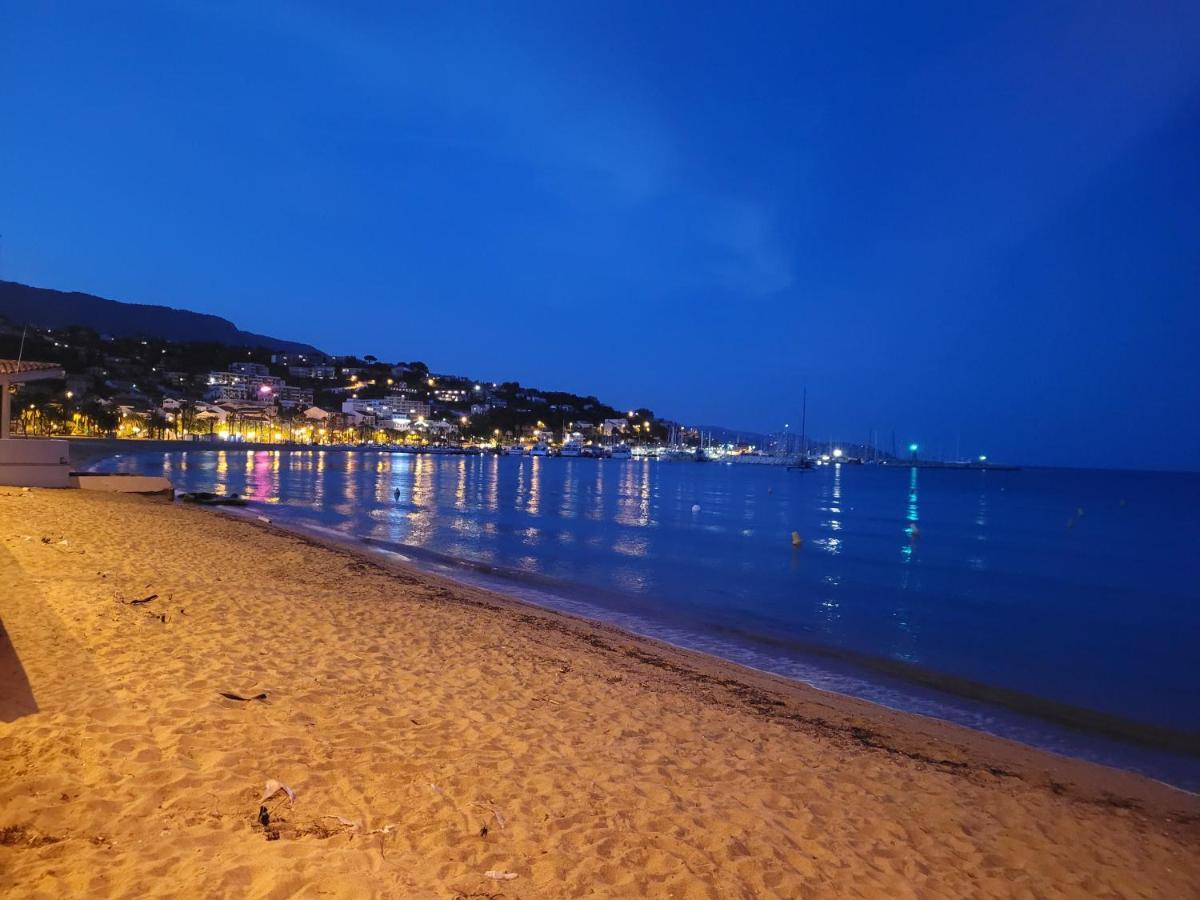 Appartement Paisible Avec Vue Panoramique Mer Et Acces Direct Plage Bormes-les-Mimosas Dış mekan fotoğraf
